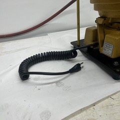 DTI 5000 Automatic Feed Screwdriver. Industrial Automatic Blow Feed Screw Gun.