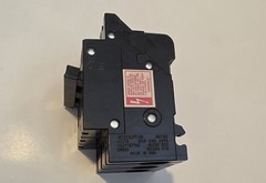 Square D EHB34070 70A 3-Pole 480Y/277V AC Bolt-On Molded Case Circuit Breaker