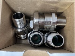 Box of 5 APPLETON CMP TC075NB079 3/4″ TRAY CABLE FITTING SS 075NPT Free Shipping
