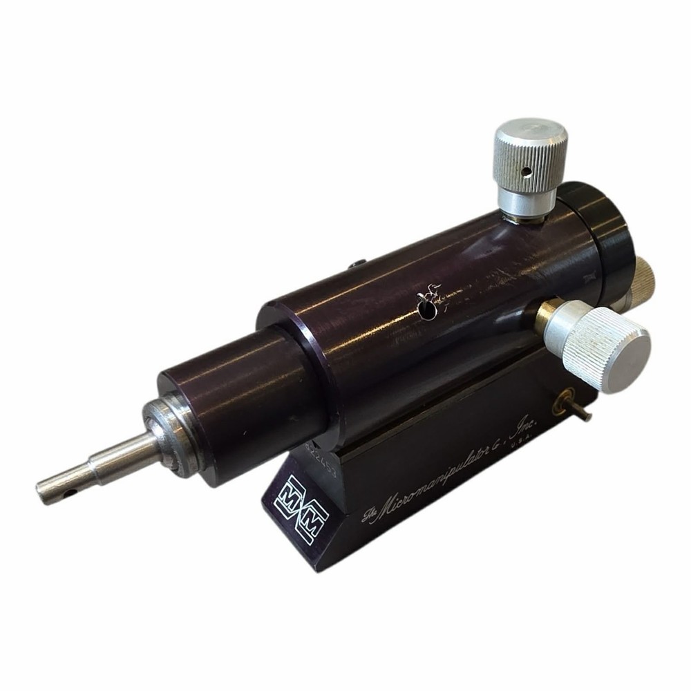 THE MICROMANIPULATOR 550 Right Hand Vacuum Based 100 TPI Xyz Probé Positioner