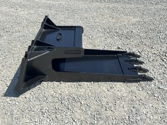 Skid Steer Concrete Claw Slab Bucket Attachment with Teeth Fits Quick Attach