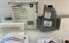 RESIDEO DUAL VALVE STANDING PILOT COMBO GAS CONTROL VR8200A 2132 NOS
