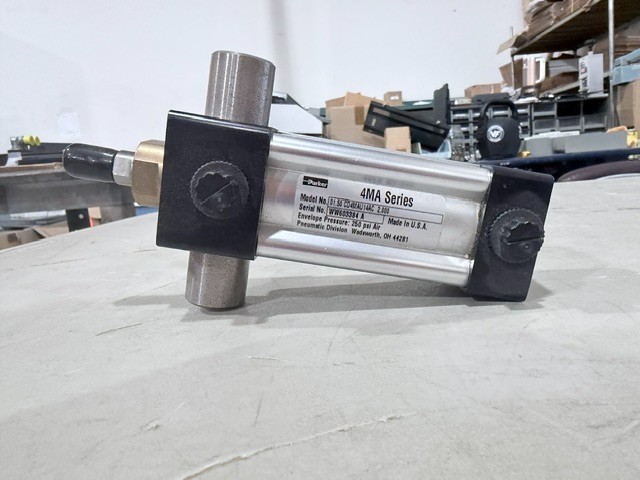 PARKER 0.150CD4MAU14AC2.000 PNEUMATIC CYLINDER 1.50 INCH BORE CUSHIONED HEAD END