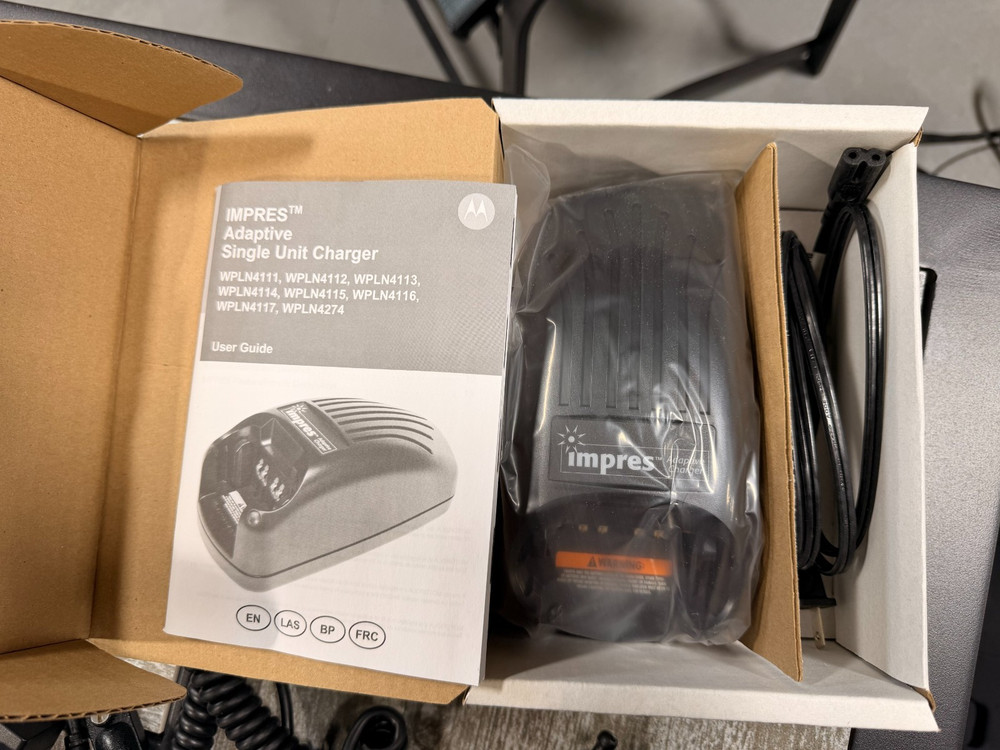 NEW Motorola Impres WPLN4111AR Adaptive Battery Charger XTS2500 XTS5000 V3.40