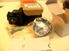 Regulator w/ Gauge R352GLT – by ARROW PNEUATICS New in Factory Box