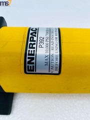 ENERPAC P392 TWO-SPEED HYDRAULIC HAND PUMP 700 BAR/ 10,000 PSI #NEW