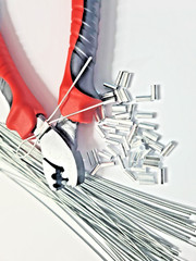 50 Pack ROUND ALUMINIUM TAMPER-PROOF SECURITY SEALS & HANDY SIZE CRIMP PLIERS