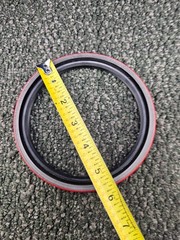 Timken 415138 Type 41 Radial Oil Seal 5.750″ Bore x 4.750″ Shaft x 0.500″ Width