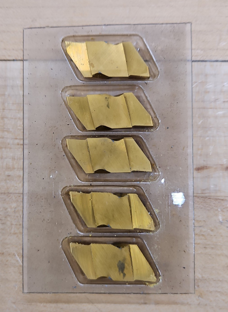 Kennametal NG4250R Top Notch .250″ Carbide Grooving Inserts Grade Unknown QTY 5