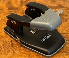 ACCO Brands Inc. Swingline Model# 74045/50 2-Hole Paper Punch