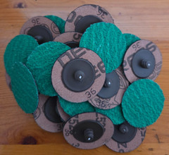 ROLOC DISCS | 2″ 36 GRIT | TYPE-R | OUTLASTS 3M GREEN CORPS | QTY: 50 | USA