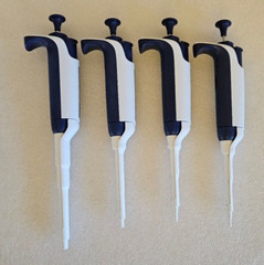 Rainin PipetLite XLS LTS Pipette Set L1000, 200, 20, & 2 Calibrated New Seal