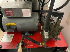 Hotsy 555SS 115V/Diesel 2.2GPM @ 1300PSI Hot Water Pressure Washer & Reel