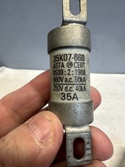HAWKER 35K07-660 FUSES 35A/660V (LOT OF 2) NOS SHELF WEAR FREE SHIPPING