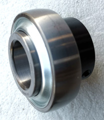 Premium 1-3/8″ Bore GN106KRRB Bearing w/3-Lip Seals & Collar 184647C91 WP66497