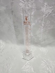 100ml Graduated Cylinder, Boro. 3.3 Glass, Single Metric, Class B SINGLE ITEM =1