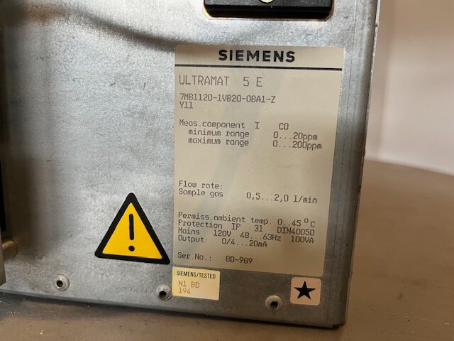 Siemens Ultamat 5E 7MB1120-1VB20-0BA1-Z Gas Analyzer CO 0-200 PPM