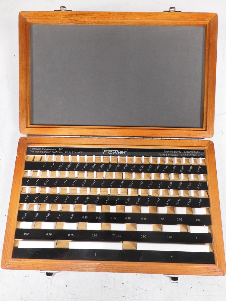 Fowler Ceramic Gage Block Set – 81 pcs. – Grade 2, Metric, Rectangular – QG64