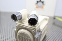 Allen Bradley MPF-B310P-SJ72BA Ser A 0.77/1.03kW/HP Servo Motor Used See Pics