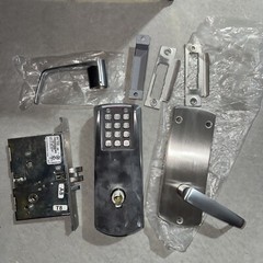 Dormakaba Access P2066BLL-626-41 Pushbutton Lock Satin Chrome New Read Parts