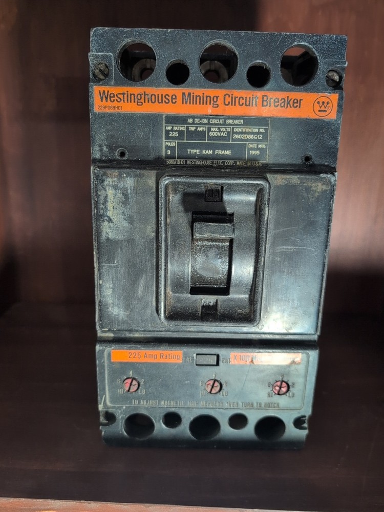 Westinghouse KAM Frame Mining Circuit Breaker. Model: 2602D86G12