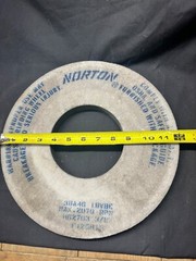 NOS Norton 12″ Vitrified Grinding Wheel – 38A46-I8VBE 2070 RPM Type 1