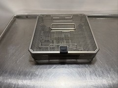 AESCULAP FK881R Stainless Steel Sterilization Basket w/ Lid Instrument Tray