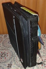 Case-It Two Side 1.25″ D-Ring Z-Binder Black 2-In-1 Binder Handle Shoulder Strap