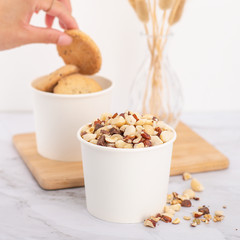 Karat Earth Eco-Friendly 10oz Paper Food Container (90.8mm), White – 1,000 ct