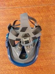 Five ADVANTAGE Medium 3000 Model 3200 TWIN-PORT Full Face Respirators