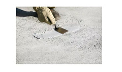 Quikrete 4 lb. 1 Qt. Concrete Patching Compound, Use for patches up to 1/4 inch