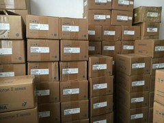 YASKAWA SGMPH-04A2A-YR21 NEW In Box via