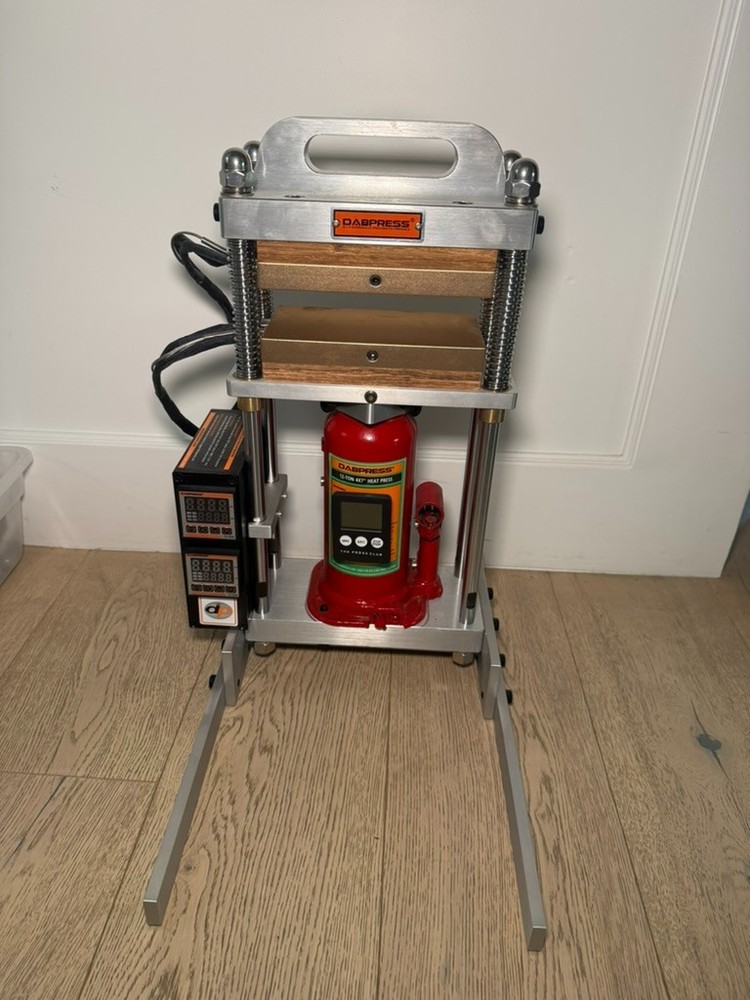12 Ton Press-4×7 Plates-14g Capacity-Excellent Condition