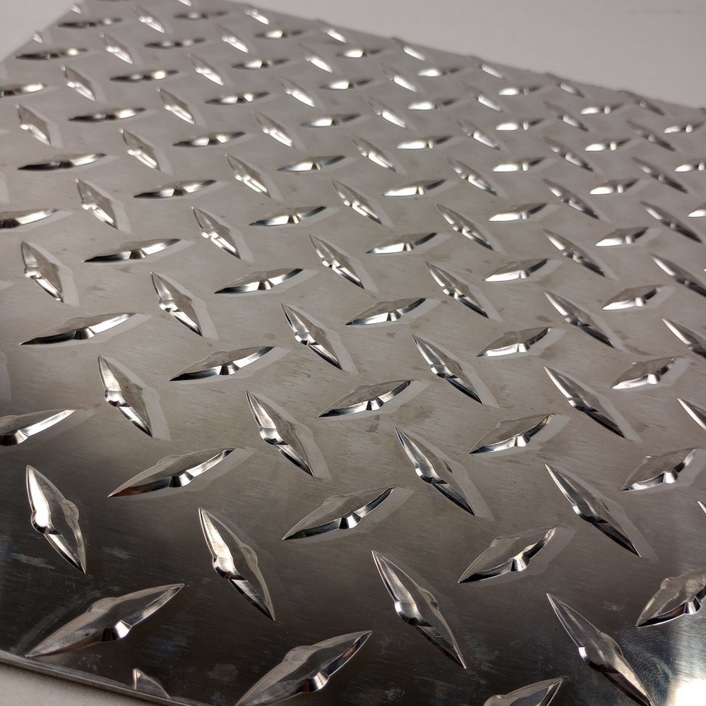 12″ x 12″ Diamond Plate Aluminum .125″ Thick (1/8 in) – Treadplate, 3003 Alloy