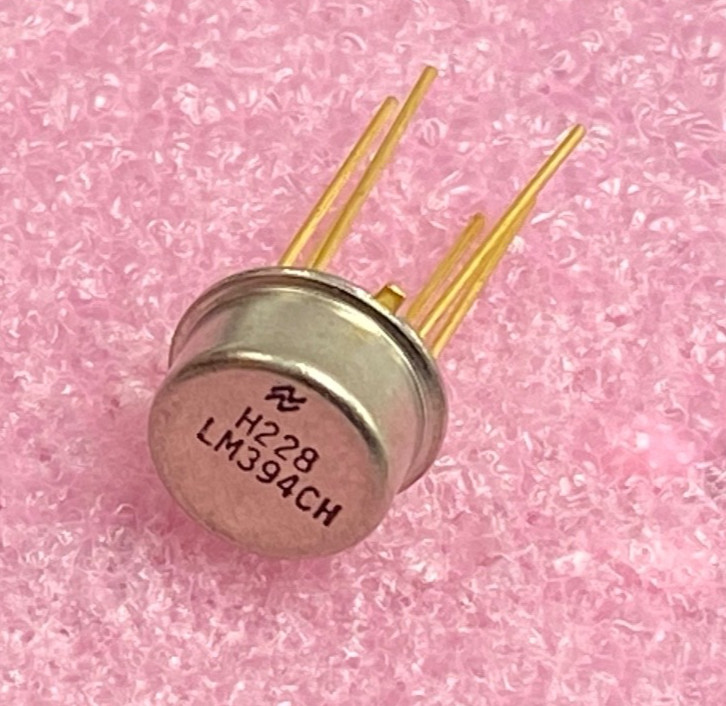National LM394CH NPN matched pair transistors package H06C