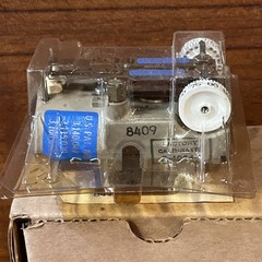 Johnson Controls T-4054-1 Thermostat Direct Acting New Old Stock