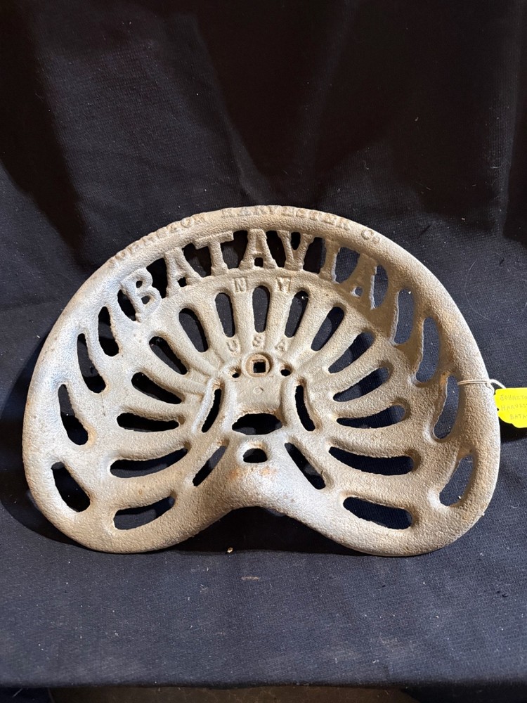 #46 CAST IRON Tractor Implement Seat JOHNSTON HARVESTER CO BATAVIA NEW YORK USA