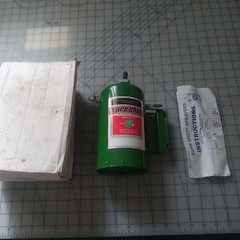 Milwaukee Sprayer/Sure Shot 1000G Sprayer 32 oz. Oils/Solvents, Green