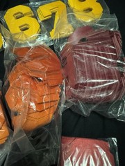 HUGE LOT VINYL & TWILL SPORTS 4″ NUMBERS 4500+ Heat Transfer Press Multi Color