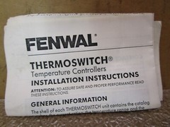 New Open Box Fenwal 18021-0 Temp. Range -100 to 400F Thermoswitch 51784HM