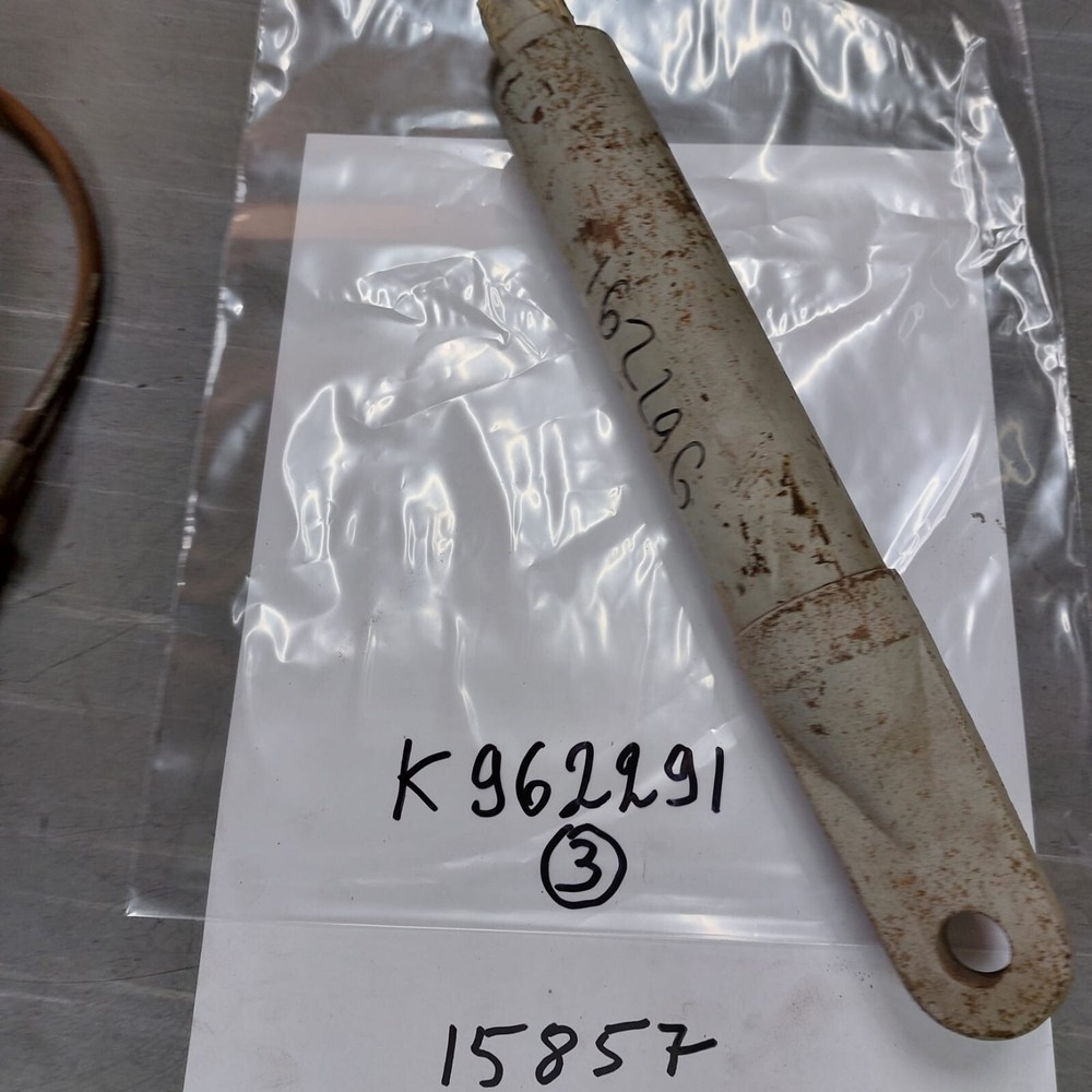 NOS TRACTOR PARTS TRACTOR K962291 SCREW fit david brown 1200