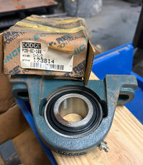 Dodge 123814 Pillow Block – 1-1/2″ Bore Diam, 2-Bolt Base, Standard Duty