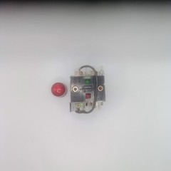 NEW GENERAL ELECTRIC CR104PLT82R PUSH-TO-TEST, 125 VAC, LED RED, 1NO/1NC