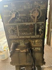 MILLER BOBCAT 225G GENERATOR AND WELDER – USED