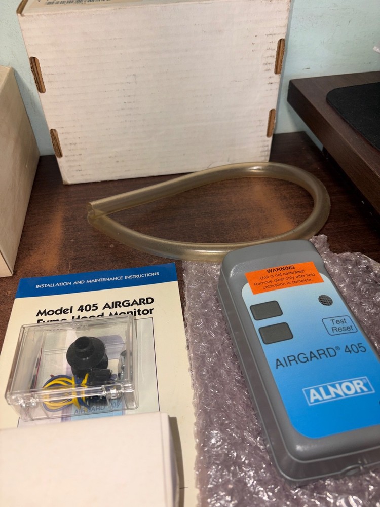 NOS ALNOR 670 180 010 AIRGARD 405 FUME HOOD MONITOR . B504