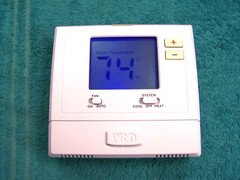T701 Pro1 Single Stage Non-Programmable Electronic Digital Thermostat 1-H 1-C