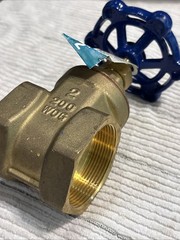 BRASS GATE VALVE 2”F X 2”F 200 WOG 200 PSI Everbilt