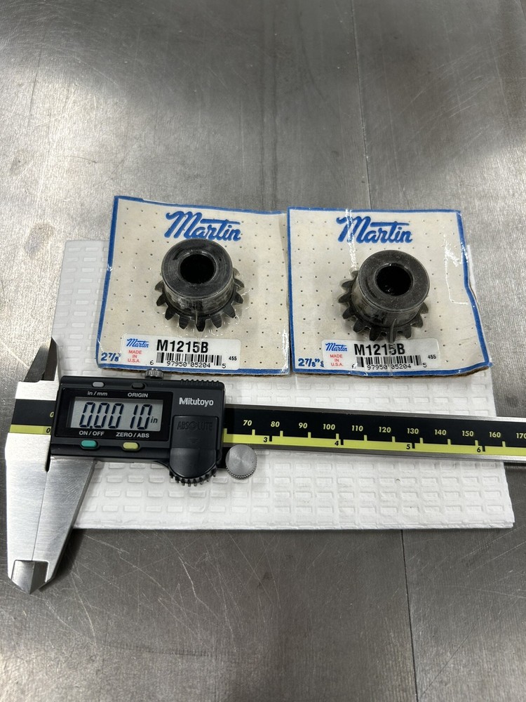 MARTIN 90 DEGREE MITER GEAR PAIR 1/2″ BORE 12 PITCH 15 TEETH NEW IN PACKAGES