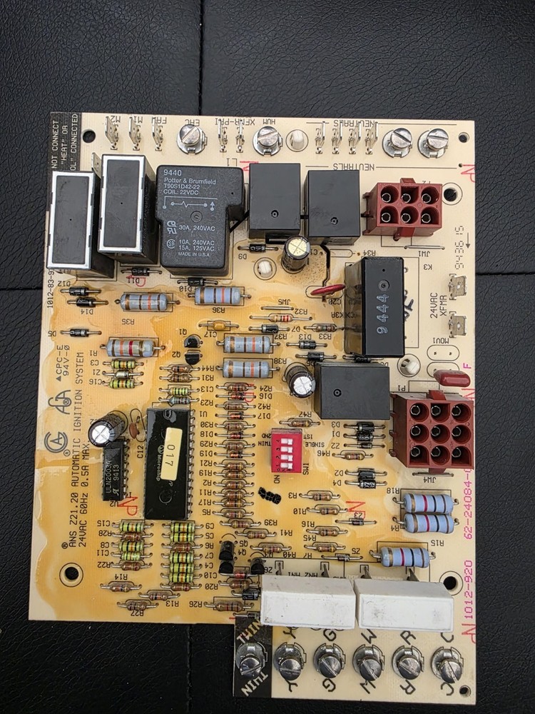 Rheem Ruud 62-24084-01 OEM Furnace Control Circuit Board 1012-920 used