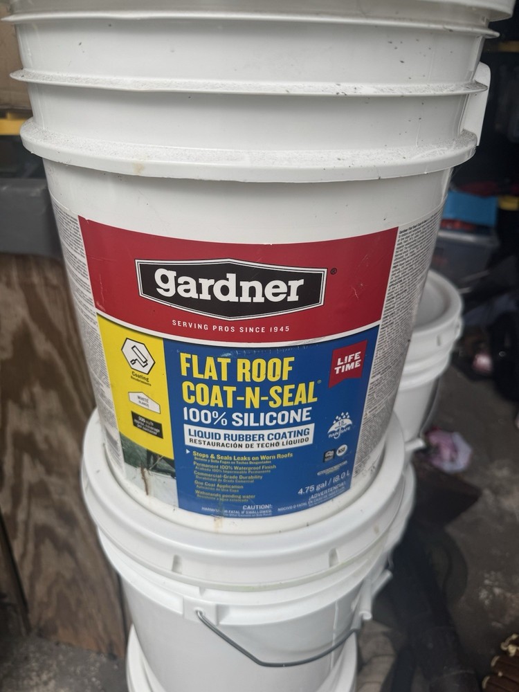 Gardner Flat Roof Coat-N-Seal 4.75 Gallon Liquid Rubber Silicon Coating